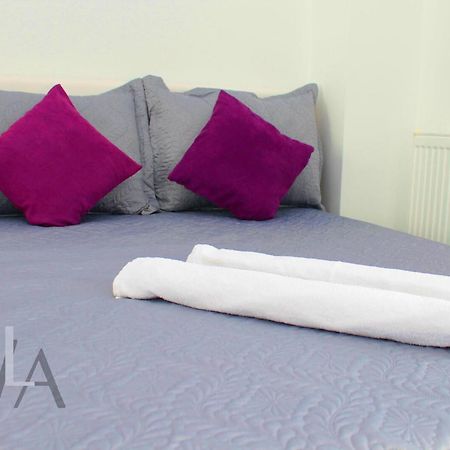 White Luxury Apartment Sibiu Exterior photo