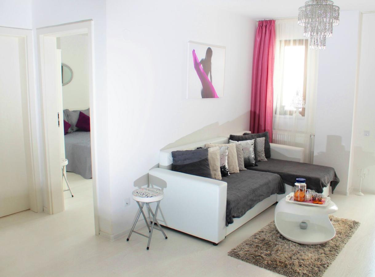 White Luxury Apartment Sibiu Exterior photo